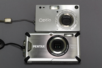 Optio Sとの大きさ比較